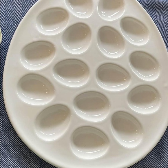 Easter Elegant White Egg Platter - Picture 3 of 3